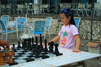 08_wooden_chess_beach_07