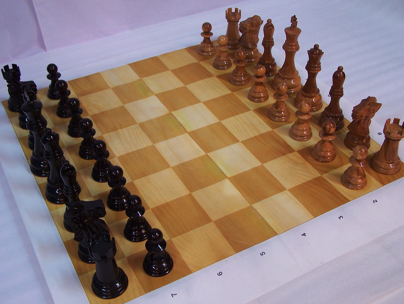 wooden_chess_set_12_02.jpg