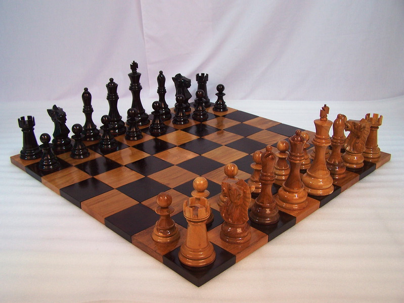 wooden_chess_set_12_03.jpg