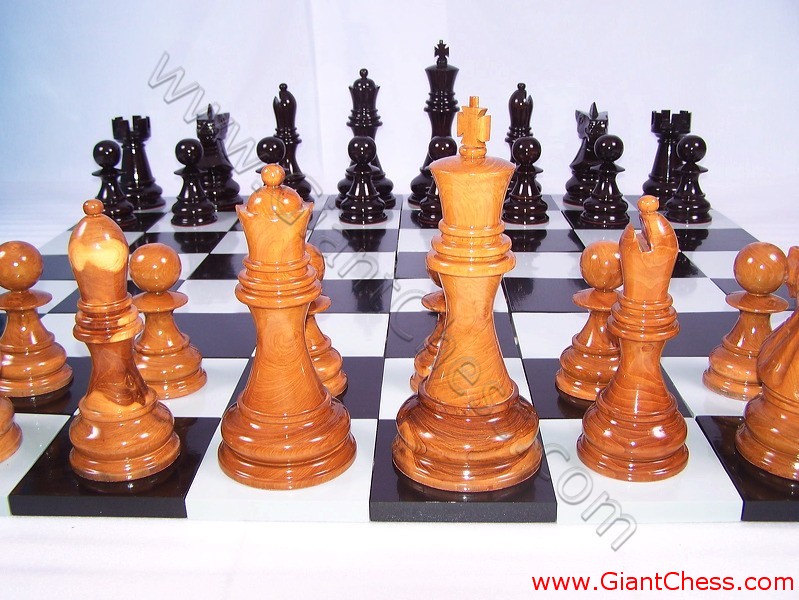 wooden_chess_set_12_32.jpg