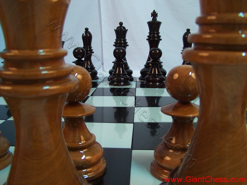 wooden_chess_set_12_35.jpg