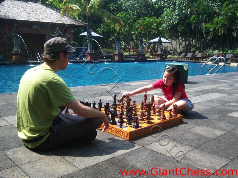 carve_chess_board_02.jpg