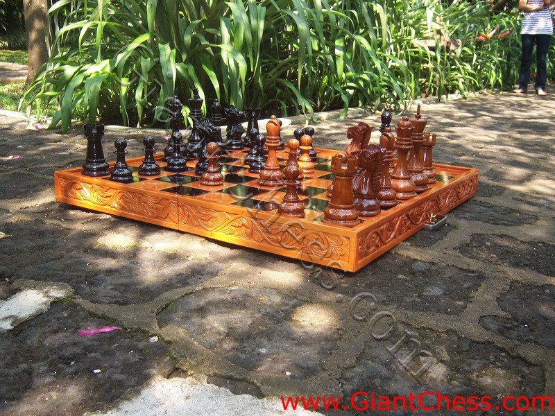 carve_chess_board_03.jpg