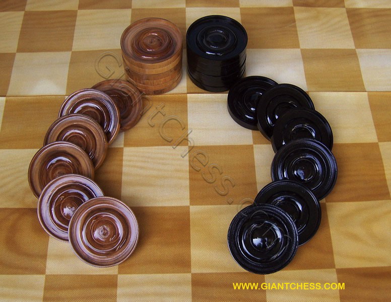 wooden_checkers_04.jpg