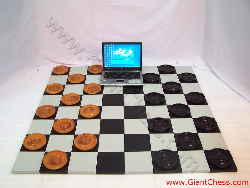 wooden_chess_board_12_07.jpg