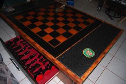 20cm_chess_and_table_04