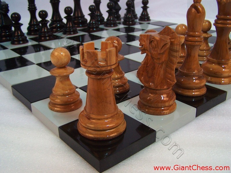 wooden_chess_board_8_05.jpg