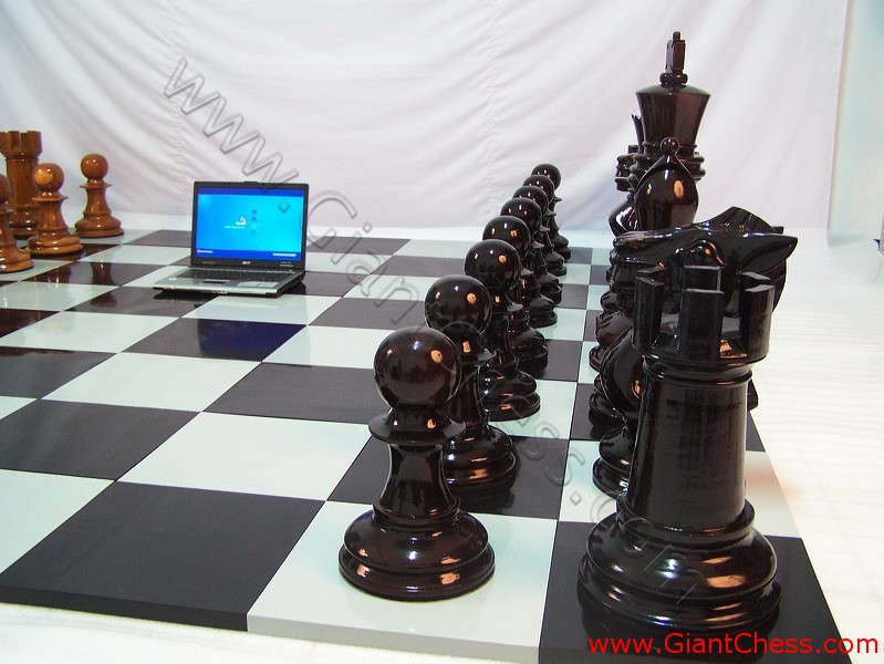 wooden_chess_board_24_03.jpg