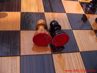 chess_table_natural_wood_01