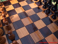 chess_table_natural_wood_09