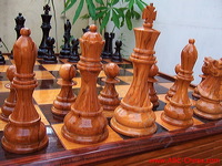 chess_table_natural_wood_12