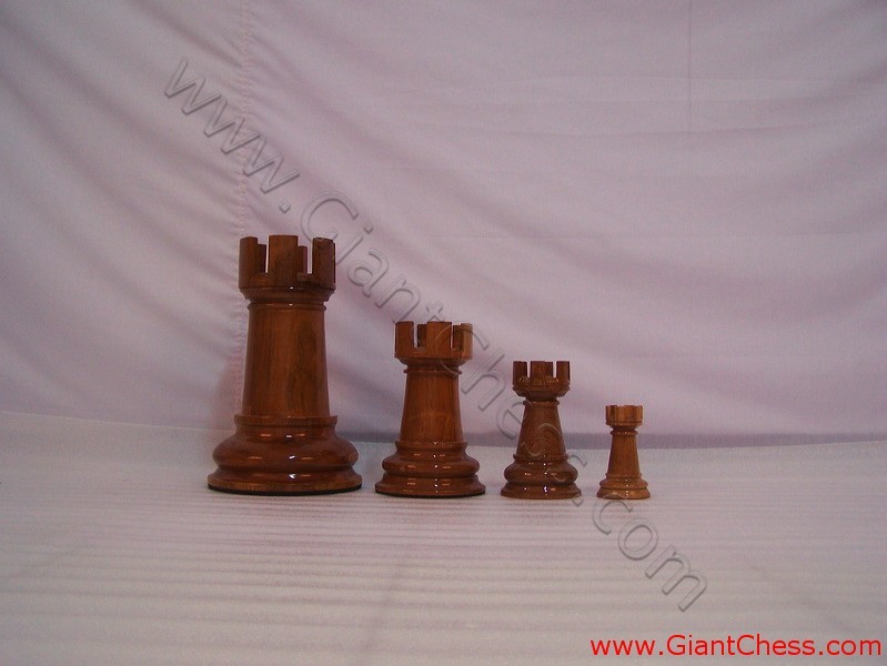 big_chess_pieces_03.jpg