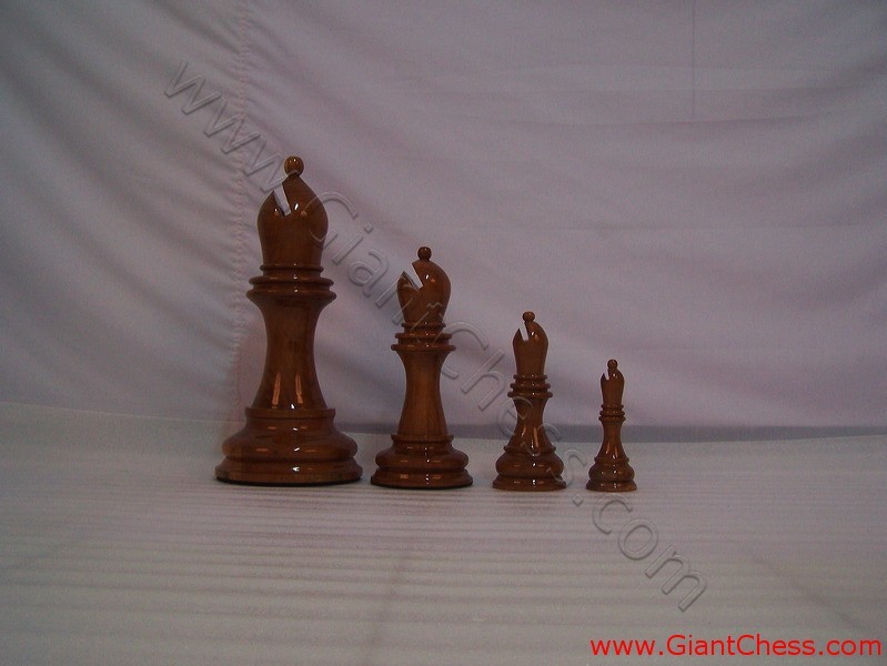 big_chess_pieces_07.jpg
