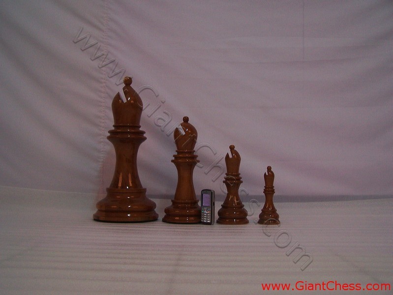 big_chess_pieces_10.jpg