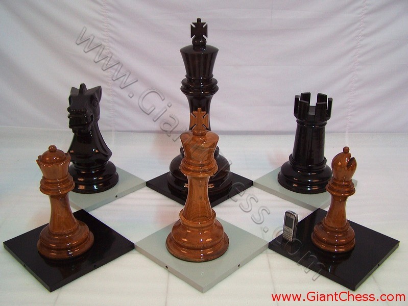 big_chess_pieces_44.jpg