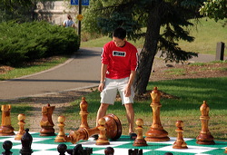 wood_giant_chess_03