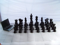 giant_chess_and_laptop_19