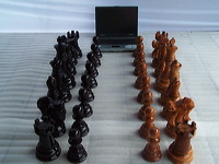 giant_chess_and_laptop_29