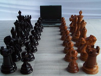 giant_chess_and_laptop_30
