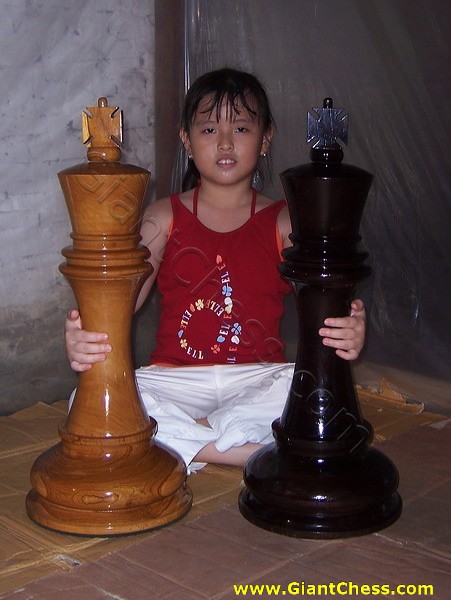 large_chess_pieces_03.jpg