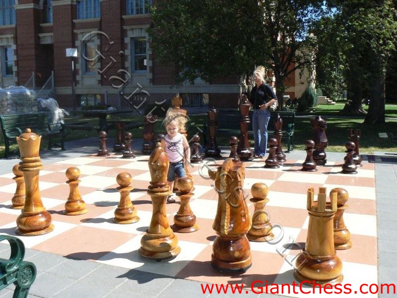 48inchi_giant_chess_07.jpg