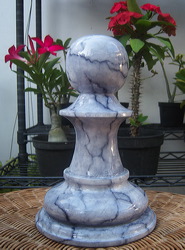 marble_giant_chess_01