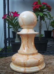 marble_giant_chess_02