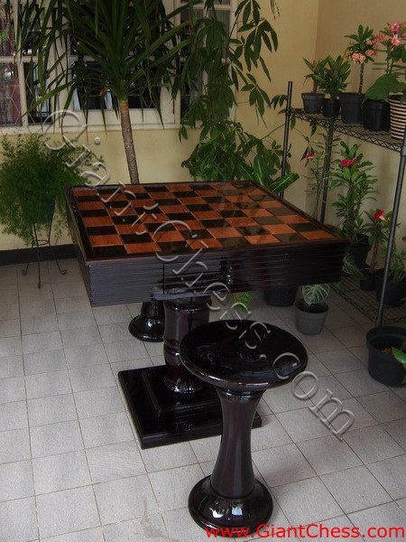 outdoor_chess_table_14.jpg