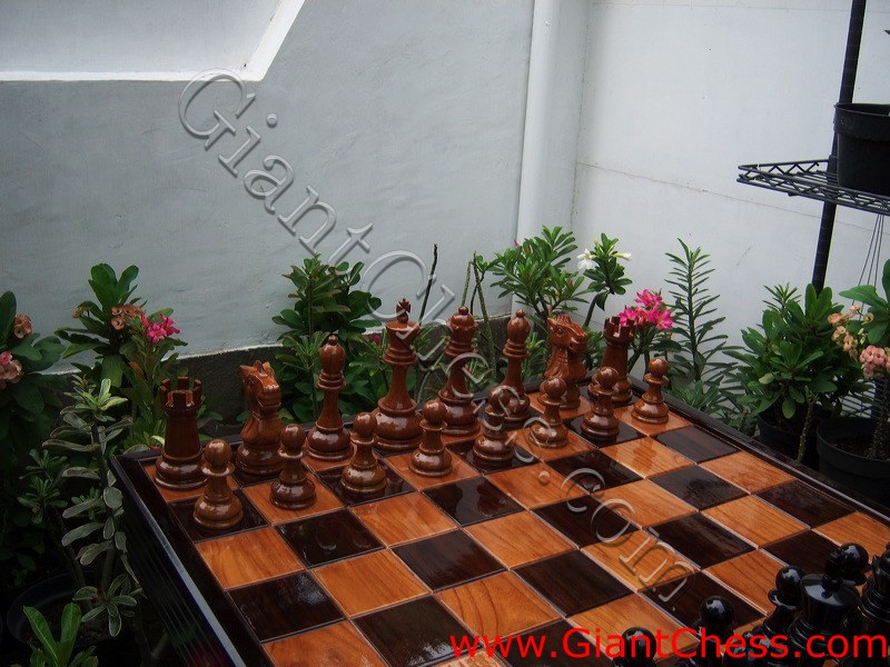 outdoor_chess_table_17.jpg