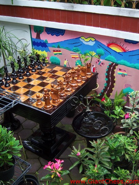 outdoor_chess_table_19.jpg