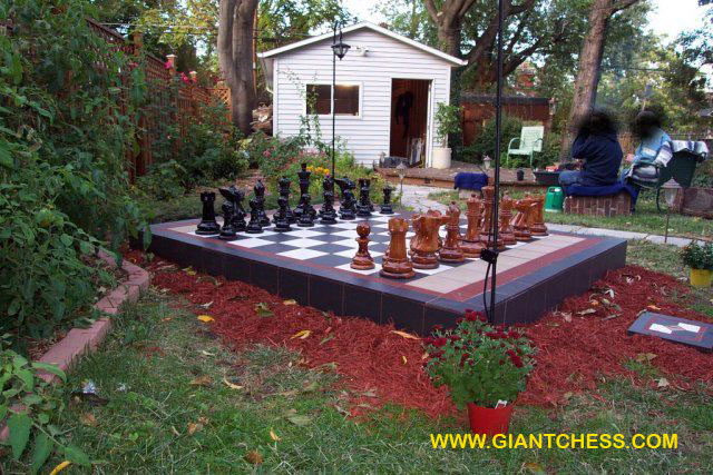 outdoor_chess_from_st-louis.jpg