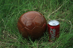 natural_teak_soccer_ball_04