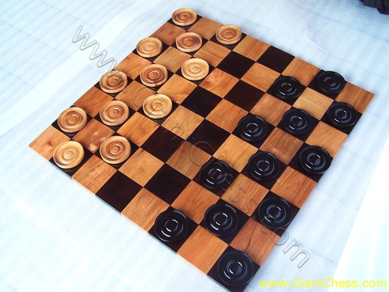 wooden_chess_board_04.jpg