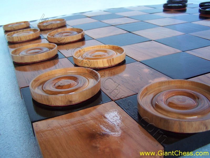 wooden_chess_board_18.jpg