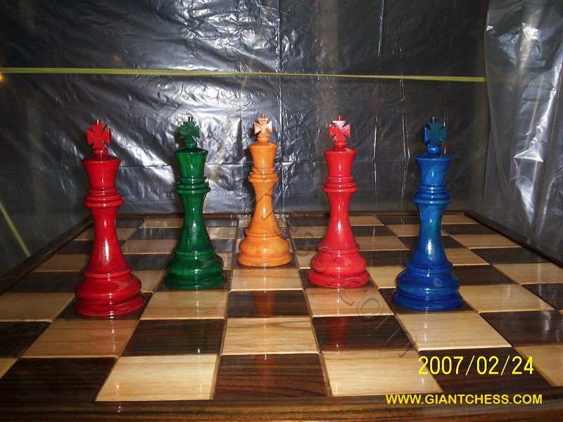 wooden_color_chess_18.jpg