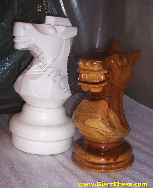 wooden_chess_and_plastic_04.jpg