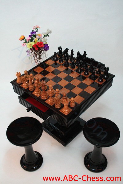 chess_table_black_11.jpg