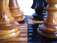large_wooden_chess_board_06