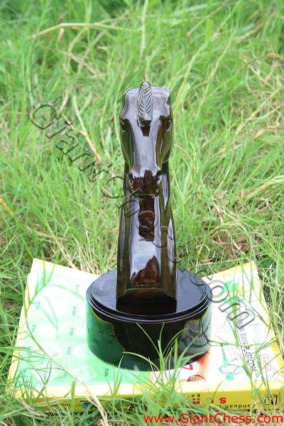 horse_rosewood_01.jpg