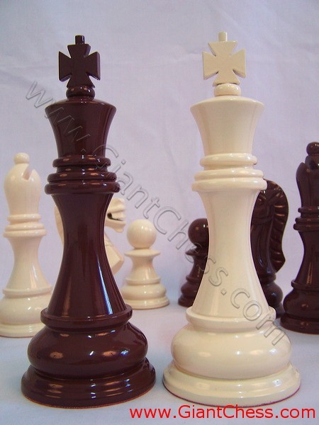 brown_vs_plaza_red_08.jpg