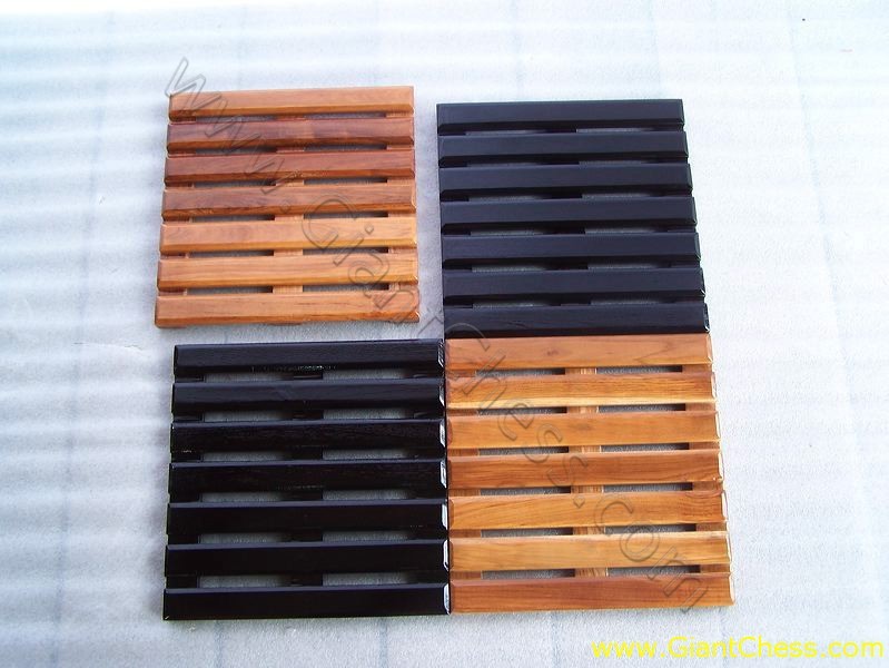large_wooden_chess_board_02.jpg