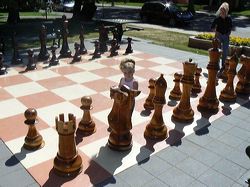 48inchi_giant_chess_05