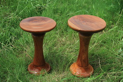 teak_stools_01