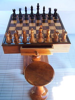 wooden_chess_table_01